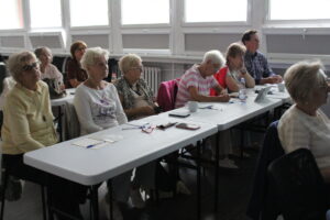 szkolenie-cyfrowe-dla-seniorow-uczestnicy-3