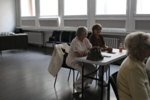 szkolenie-cyfrowe-dla-seniorow-uczestnicy-4